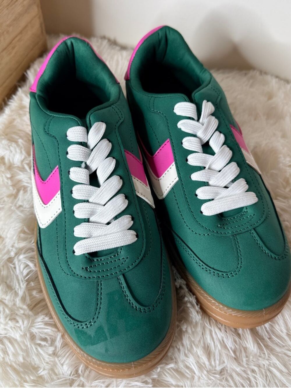 DV by Dolce Vita Sybela Faux Leather Lace Up Low Top Sneakers Green Pink Sz 6.5
